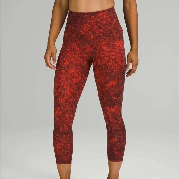 LULULEMON Wunder Train HR CROP 23" Denim Wash Print Autumn Red Black Size 20 - Picture 7 of 10